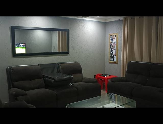 2 BEDROOM APARTMENT FOR SALE IN DELAREY